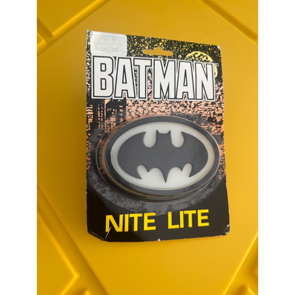 Vintage 1992 Batman Nite Lite Bat-Signal Neon Night Light Street Kids DC Comics